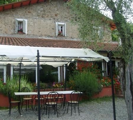 Gli Ulivi Bed & Breakfast ฟอสดิโนโว ภายนอก รูปภาพ